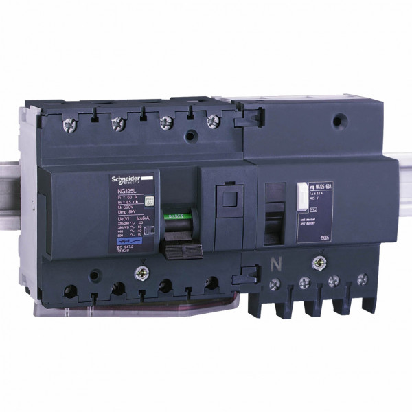 Acti 9 - disjoncteur NG125L - 4P - 63A - Courbe C - Ui 690V CA - Pouvoir de coupure : 100kA Icu - 220...240 V CA | 15kA Icu - 500 V CA | 36kA Icu - <= 500 V CC | 40kA Icu - 440 V CA | 50kA Icu - 380...415 V CA - Uimp 8kV - 12 pas de 9 mm - visuel 2