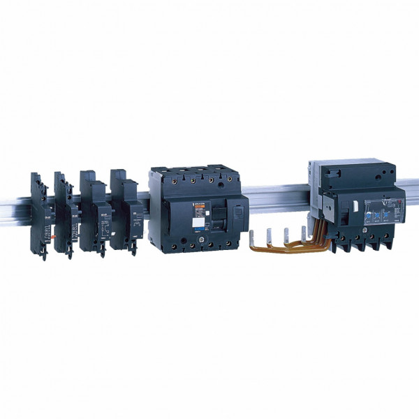 Acti 9 - MN - déclencheur voltmétrique - pour NG125 - Circuit de commande : 230...240 VCA 50/60 Hz - Conforme à EN/IEC 60947-5-1 - Largeur : 4 pas de 9 mm - visuel 2