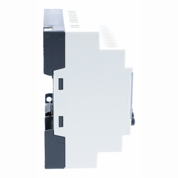 Zelio Logic - relais intelligent compact - 10 E/S 24Vcc - sans horloge - avec affich. - IP20 (born.), IP40 (face av.) - temps sauvegarde : 10 ans à 25 °C - temps de cycle : 6…90 ms - courant d'alimentation maximale : 100mA (ss extension) - visuel 3