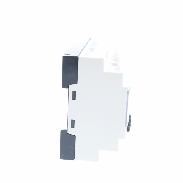 Zelio Logic - relais intelligent compact - 20 E/S 24Vcc - horloge - avec affichage - IP20 (born.), IP40 (face av.) - temps de cycle : 6…90 ms - courant d'alimentation max. : 100 mA (ss extension) - visuel 3